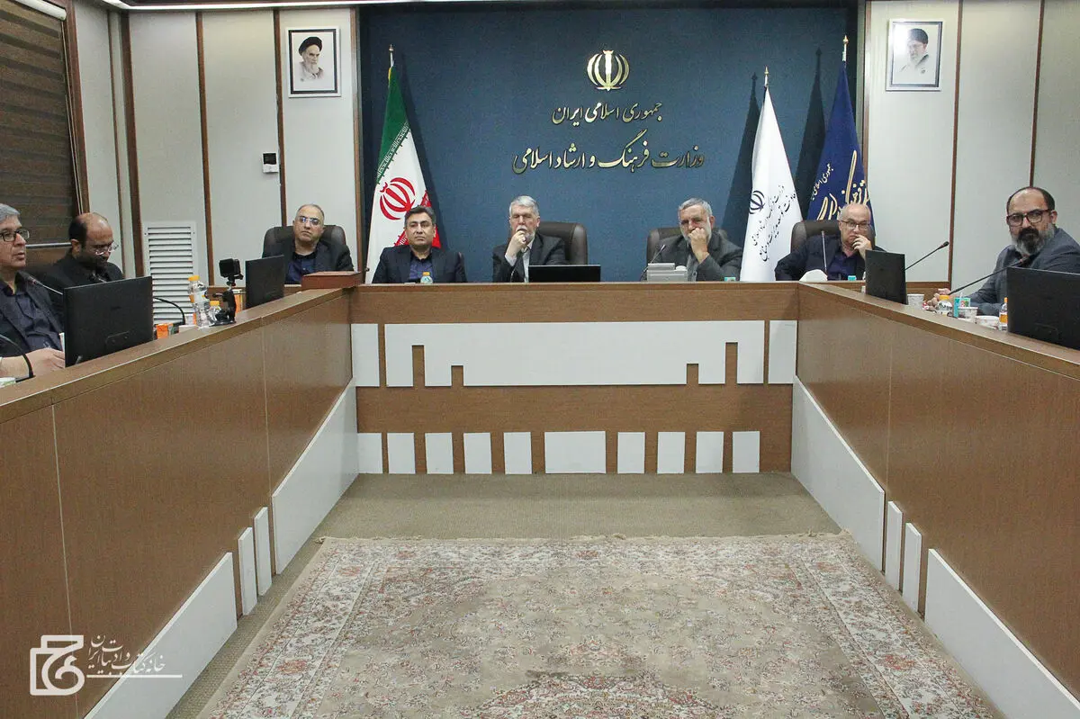 سیدعباس صالحی: همگی ما باید به اقلیم معنایی ایران کمک برسانیم