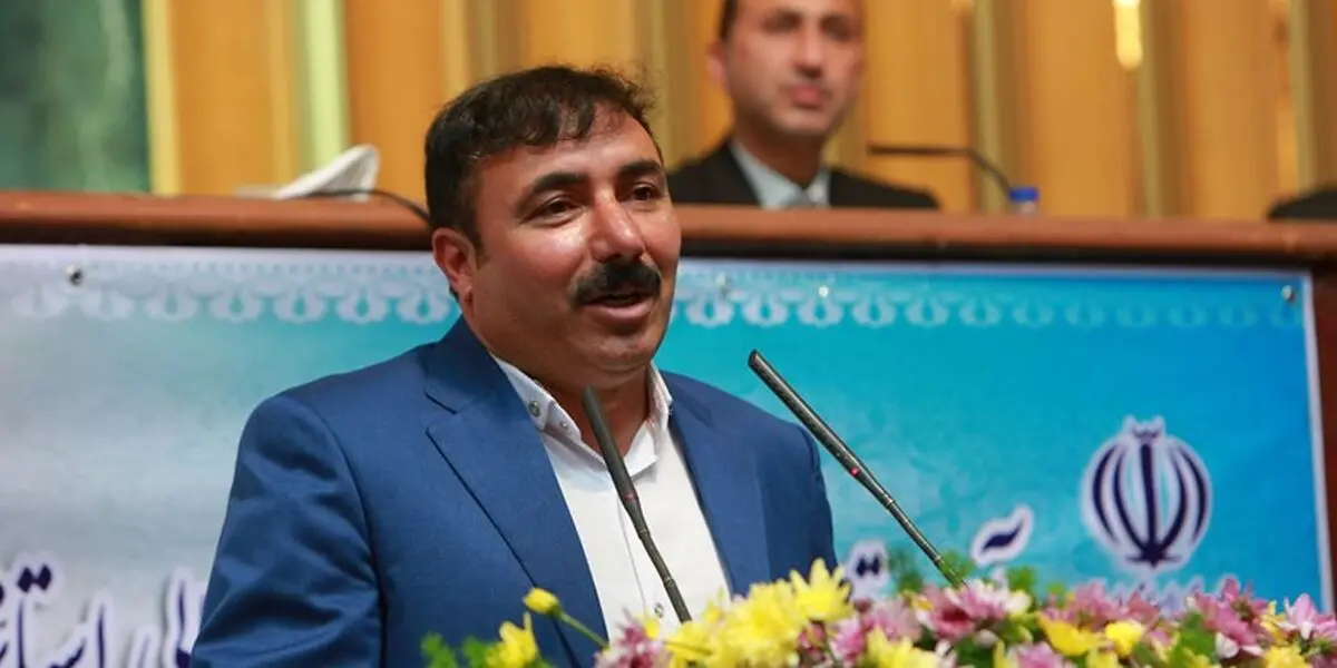 نگاه از بالا به پایین دولتی‌ها و وعده وعیدهای کذب کنار گذاشته شود