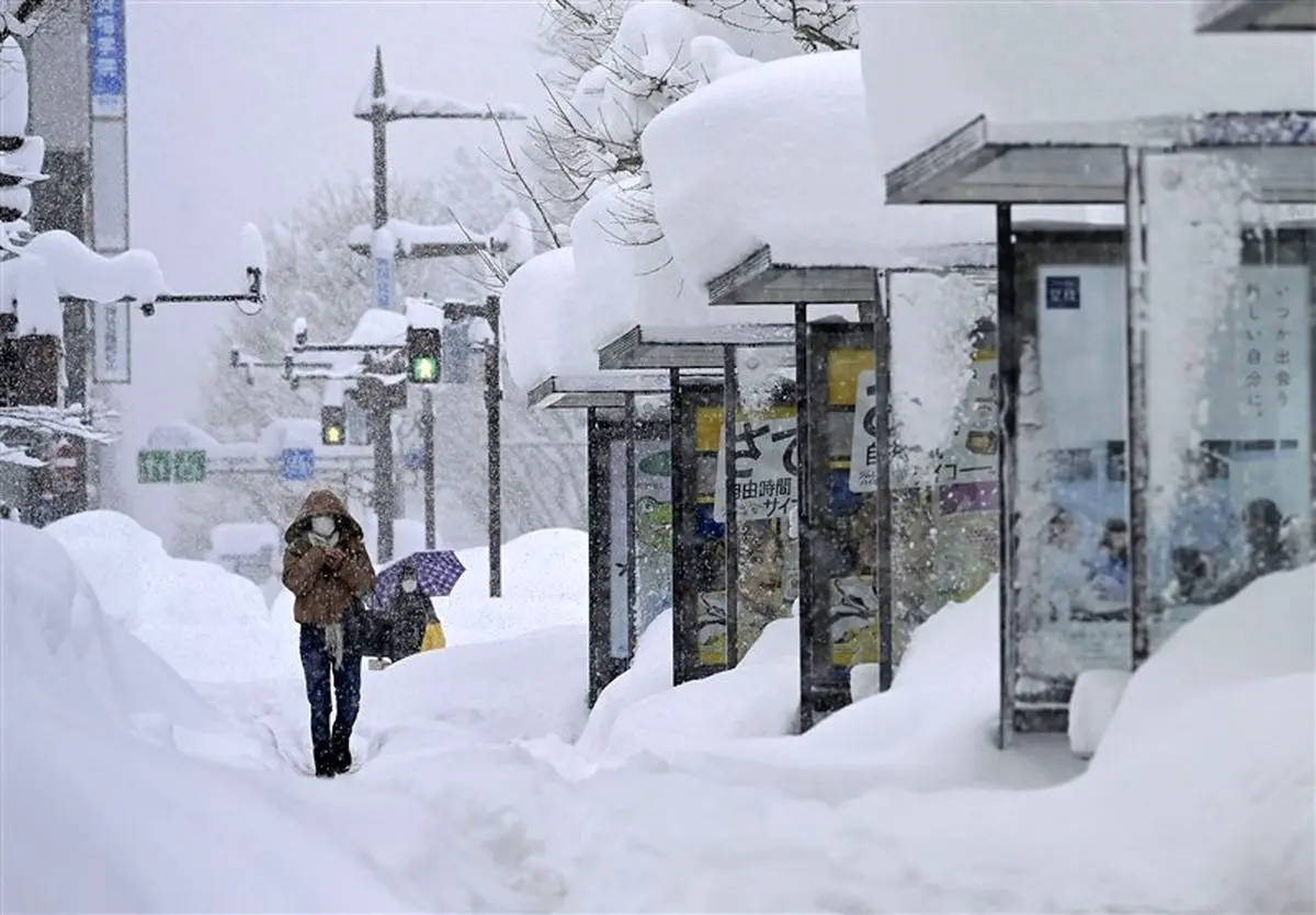  One Dead As Heavy Snow, Record Cold Hit Japan