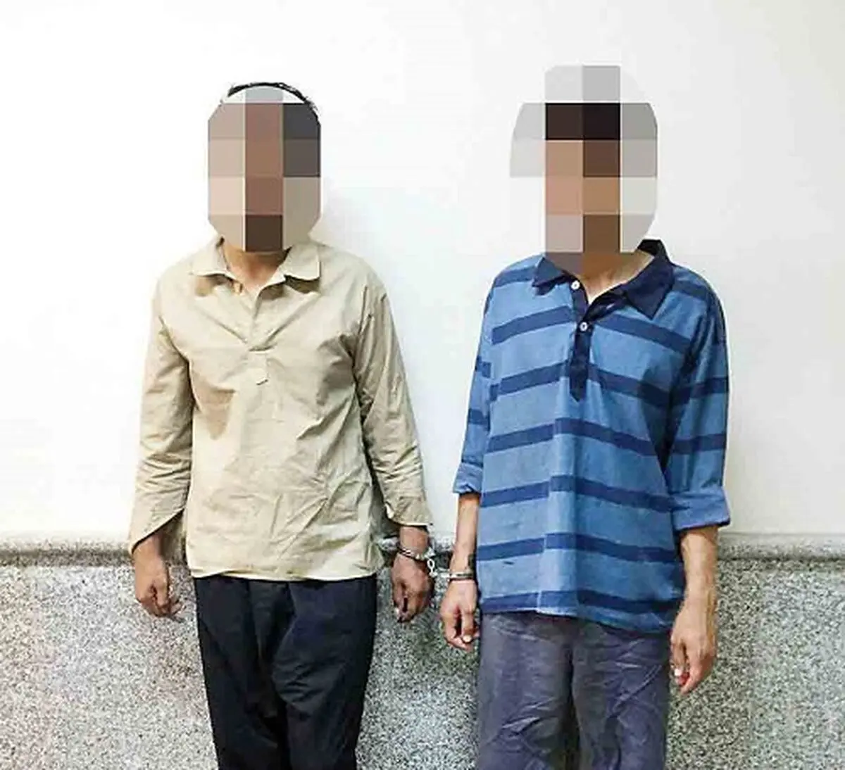 اخاذی با پوشیدن لباس پلیس 