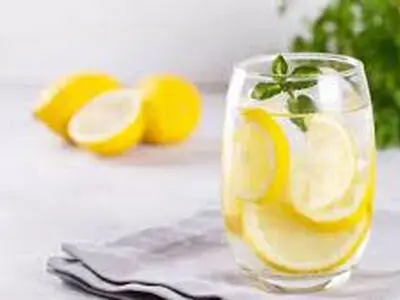 فواید بی نظیر لیمو ترش برای کاهش سریع تب