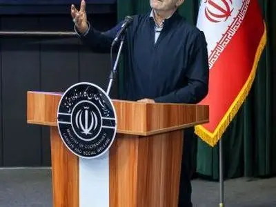 عدالت اجتماعی و زیست‌محیطی باید در اولویت برنامه‌های دولت باشد