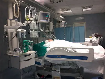 قطعی برق در بیمارستان، سلامت بیماران را به مخاطره می‌اندازد 