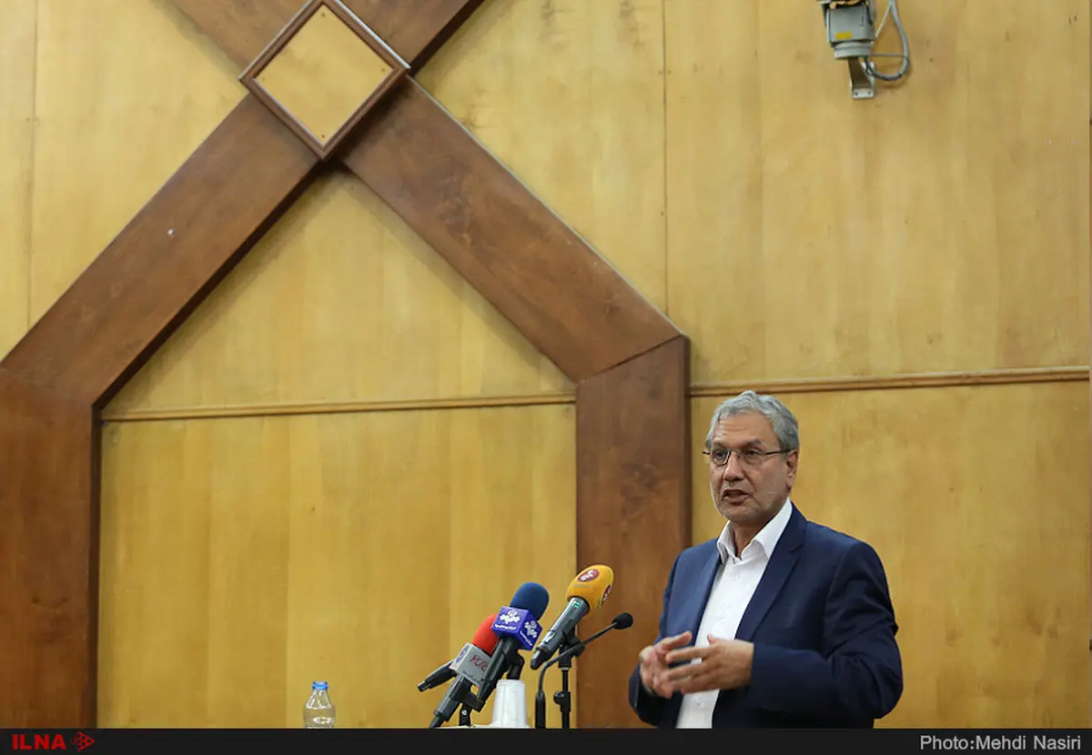 ربیعی: مشاغل خانگی به اندازه پتروشیمی، فولاد و سیمان اهمیت دارند