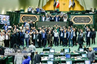 نشست علنی یکشنبه پنج مرداد مجلس شورای اسلامی 