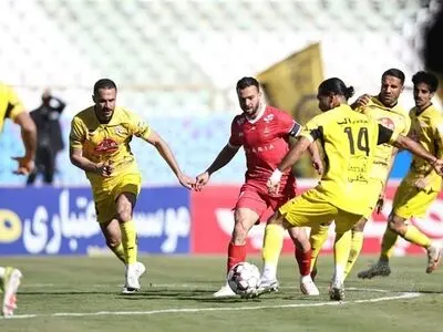 پرسپولیس و فجرسپاسی با تساوی به رختکن رفتند