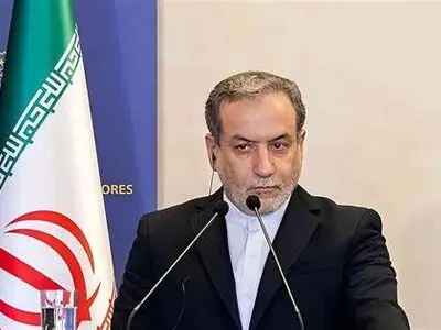 وزير الخارجية الإيراني: موقفنا واضح تماما وسوف يستمر التخصيب، مع أو بدون اتفاق