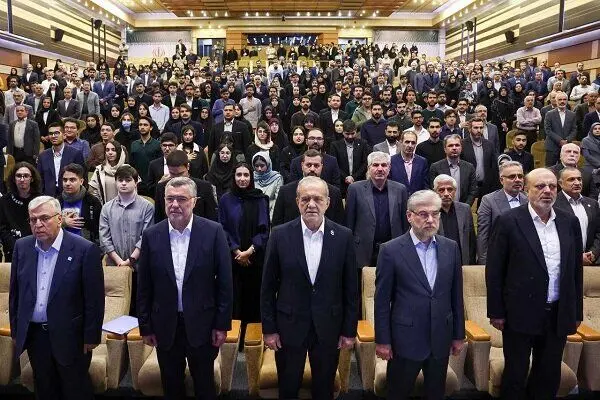 در آیین بازگشایی دانشگاه‌ها: