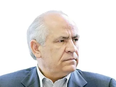 اتاق بازرگانی مطلوب،اتاقی سفید است