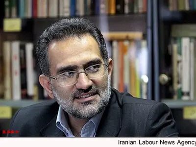 باید از شاکله دولت نهم و دهم در مدیریت کشور استفاده شود