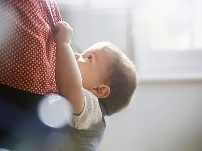 چه کار کنیم که کودکمان به ما وابسته نباشد؟