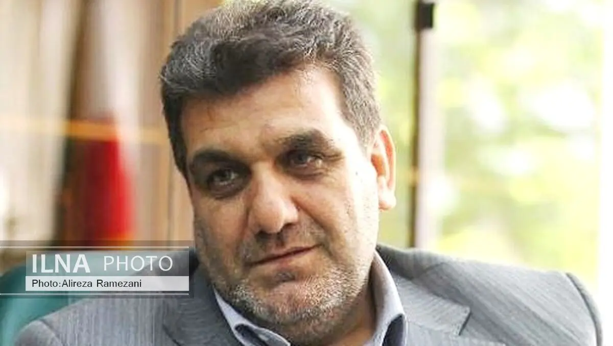 کولیوند:رحیمی وارد مسائل حاشیه ای نشود/راه آهن اهداف دیگری در ورزش دارد