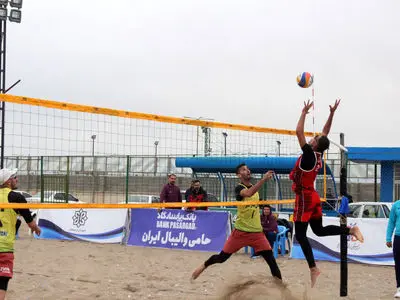 صعود دو نماینده جنوب به دیدار پایانی والیبال ساحلی 