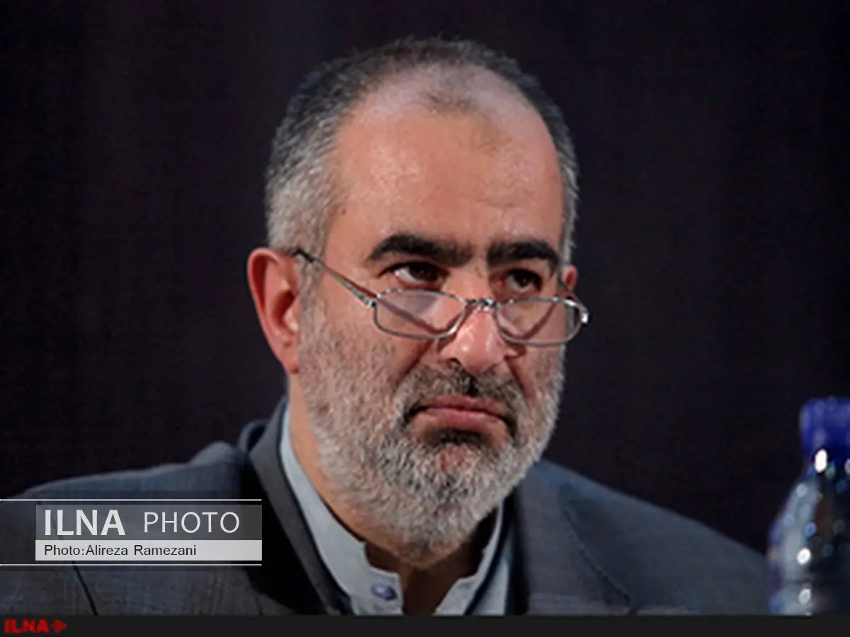 حسام‌الدین آشنا از بیمارستان مرخص شد
