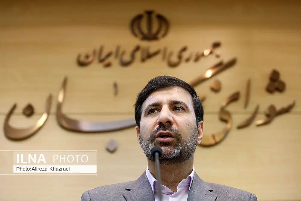 در شورای نگهبان علاقه‌مند به بهبود شرایط کارکنان شرکتی هستیم