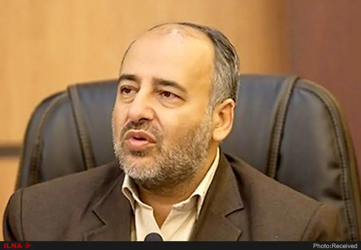 کارگران در ایران از حداقل‌ها محروم هستند/ نمایندگانِ پیگیر مطالبات کارگری به تعداد انگشتان دست هستند/ افزایش دستمزد کارگران باید بیش از یک میلیون تومان باشد