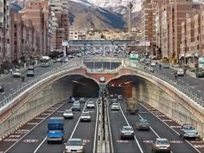 هر دو مسیر تونل توحید امشب مسدود است