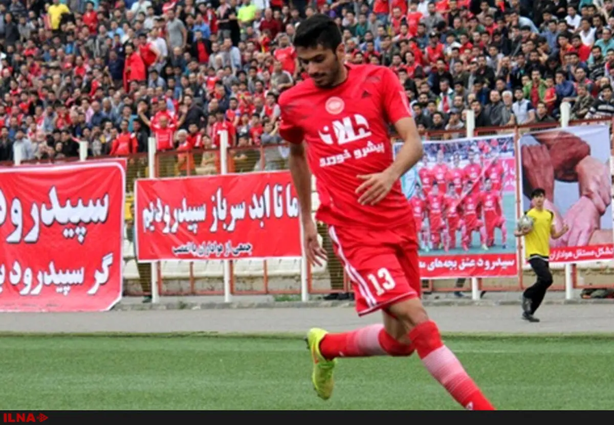 بعد از عدم توافق با استقلال؛ شایان در نزدیکی اردوگاه پرسپولیس