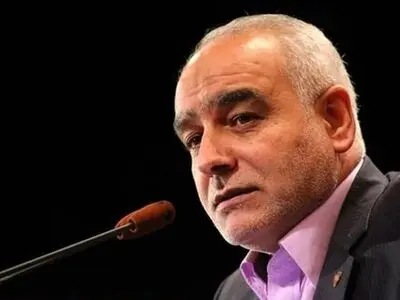 کمک های وزارت دفاع به نیازمندان تا پایان ماه رمضان در قالب رزمایش همدلی ادامه خواهد داشت