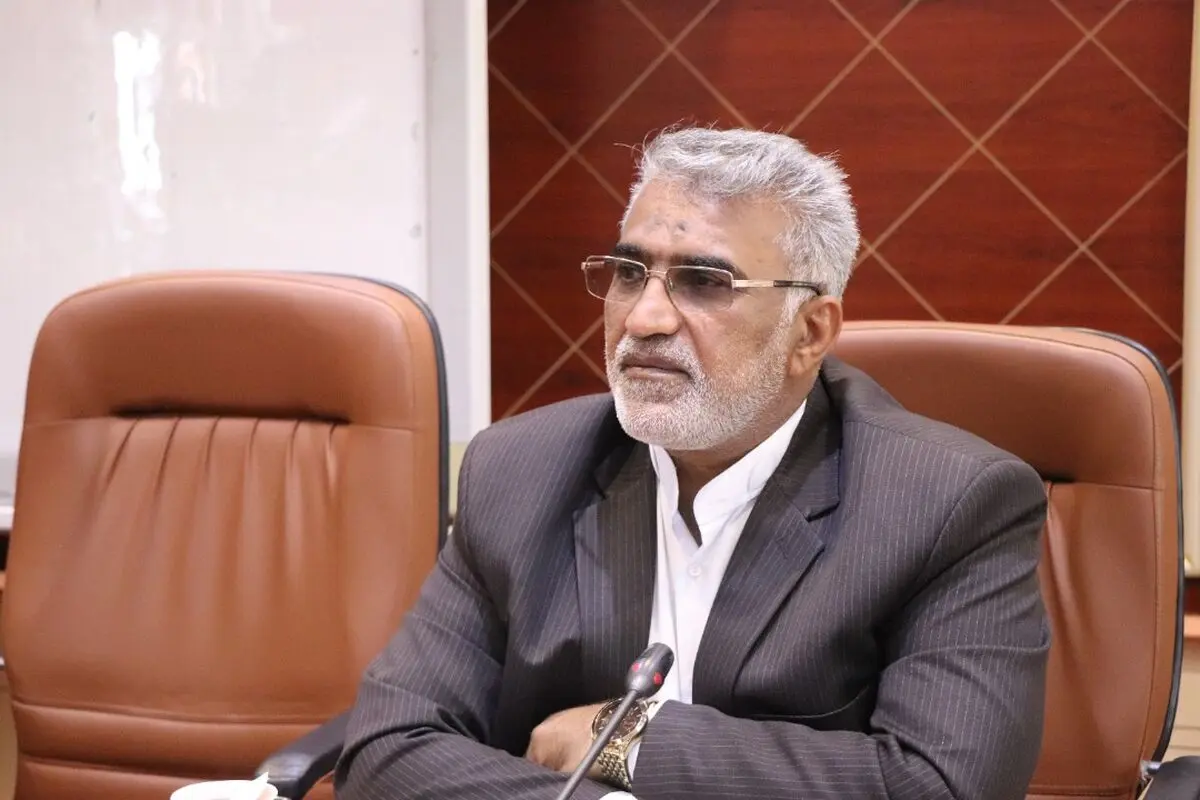 اجتناب اعضای شورا از اعمال نفوذ و فشار در به کارگیری نزدیکان به خود