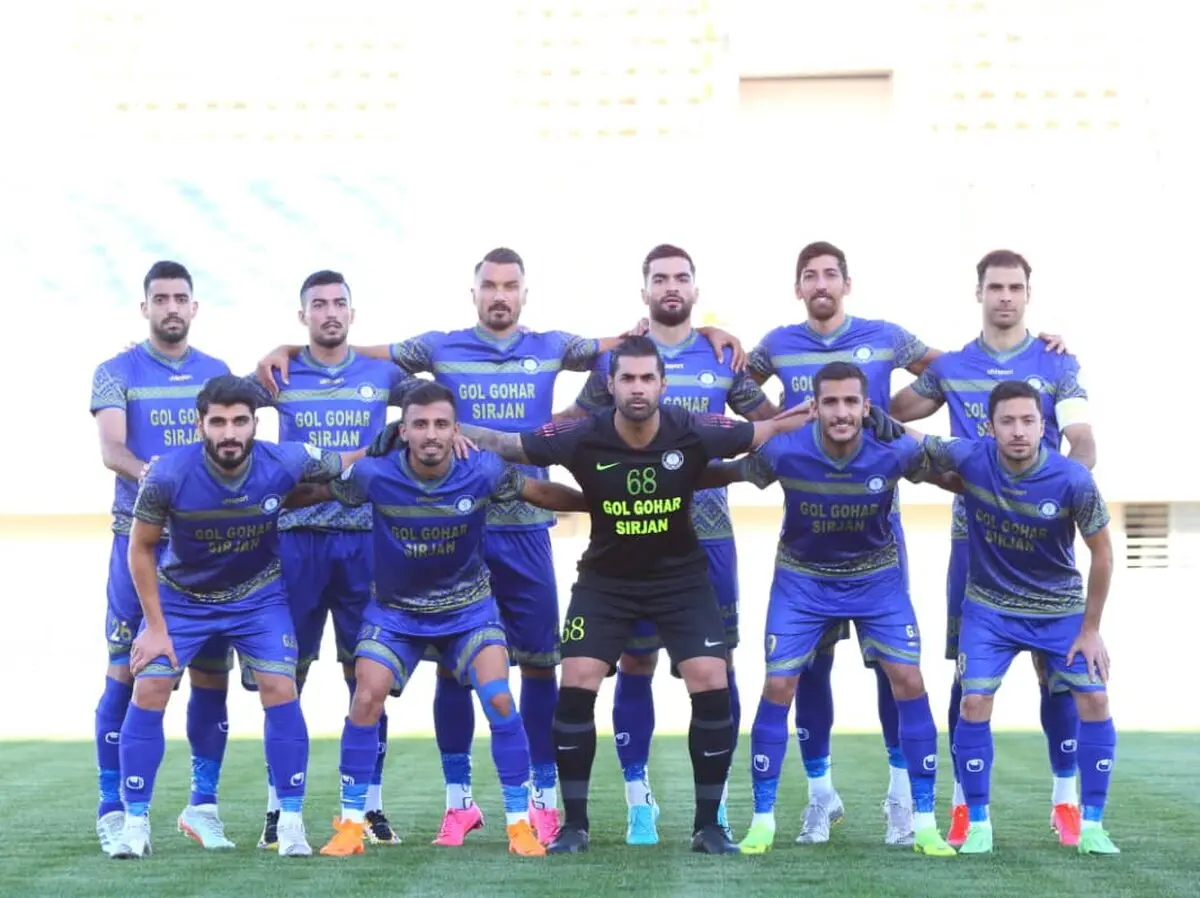 گل گهر به دنبال پس گرفتن صدر جدول از سپاهان