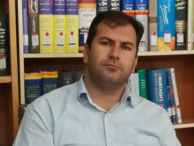 ستون‌های منوریل کرمانشاه مکان مناسب برای استفاده‌های تبلیغاتی است