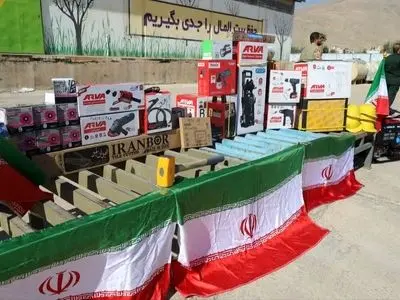 تجهیزات عمرانی قرارگاه جهادی شیراز رونمایی شد/ بیش از ۲۵۰ قلم تجهیزات تحویل شد