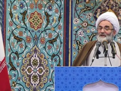 تهدید قدرت های سلطه گر تاثیری در اقتدار جمهوری اسلامی ندارد/ غرب در حال فروپاشی است