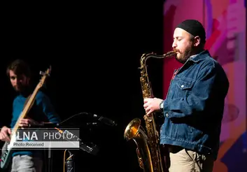 «اُبَد» به فرمول‌ها و قوانین نانوشته‌ای برای رنگ‌آمیزی و لحن‌های‌ موسیقی دست یافته/ موسیقی سنتی کتابی‌ست که بسته شده و خروارها خاک روی آن نشسته است