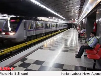 پذیرش مسافر در ایستگاه مترو گرم دره