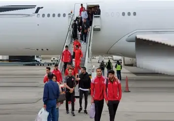 حاشیه در پرسپولیس در دیدار برابر الشارجه؛ دوستان غیرمجاز همسفر سرخ‌ها (گزارش)