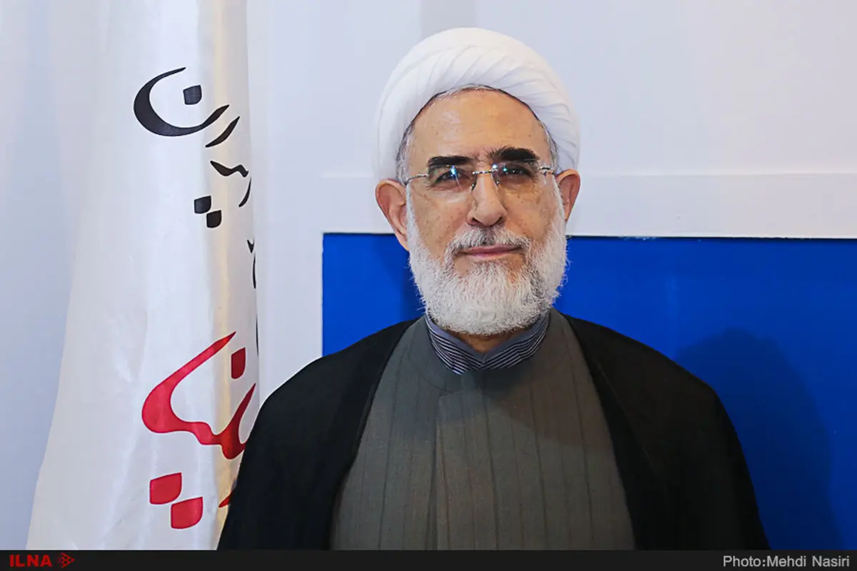 مسئولانی که از شفافیت می‌ترسند، به جای شکستن آینه‌ها خود را اصلاح کنند/ موضوعاتی مانند «طرح صیانت» حرمت نظام و مسئولان را خدشه‌دار می‌کند
