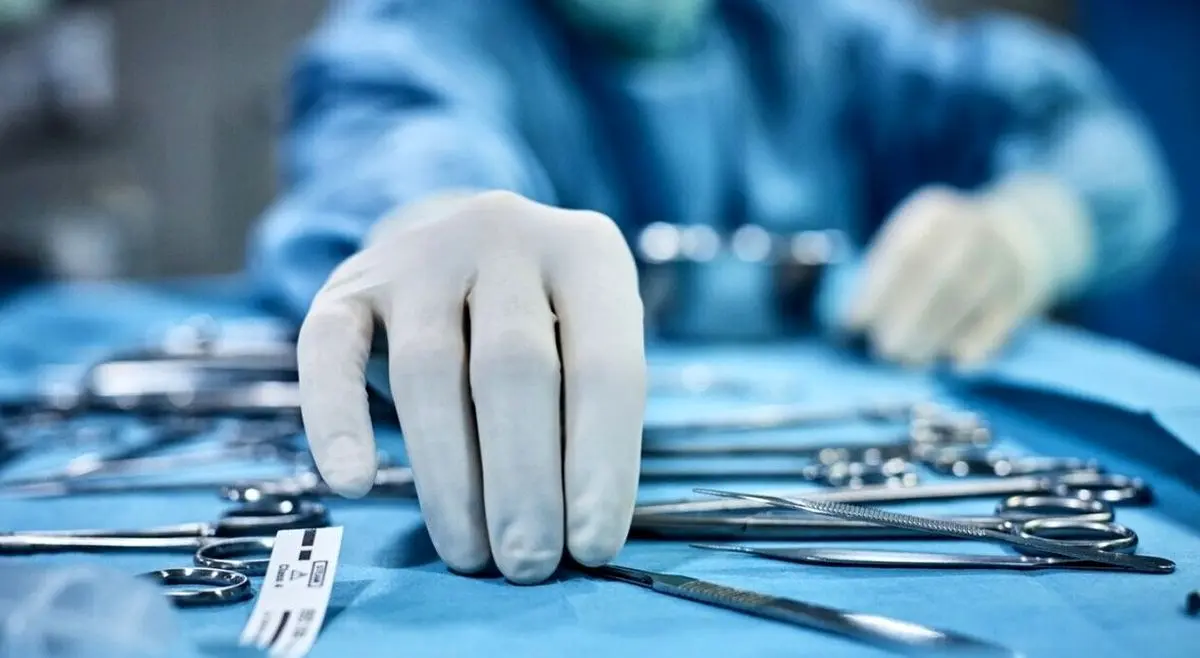 شناسایی مرکز غیرمجاز جراحی زیبایی در شیراز؛ ۲ نفر بازداشت شدند