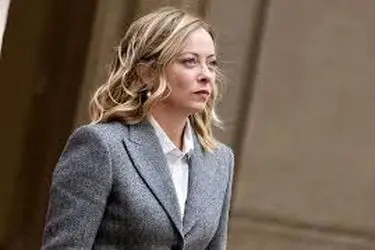 ایتالیا از تعلیق توافقنامه همکاری نظامی با رژیم صهیونیستی خبر داد