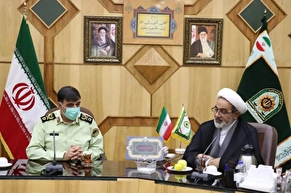 پورخاقان: با افرادی که در لباس فراجا عامدانه زحمات کارکنان آن را خدشه‌دار کنند، برخورد می‌کنیم/ رادان: به‌هیچ‌وجه دزد لباس را در فراجا بر نمی‌تابیم