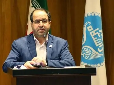 استاد باید از دانشجو پشتیبانی فکری کند