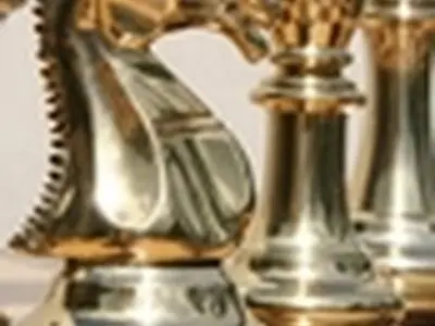ایدنی و خادم‌الشریعه صدرنشین شدند