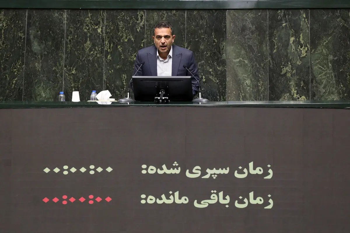 مردم از گرانی کالاها ناراضی هستند 