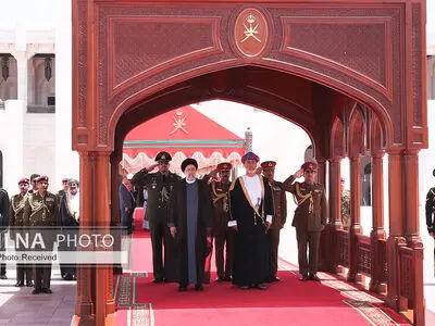 ویدئو/ مراسم استقبال رسمی سلطان عمان از آیت الله رئیسی در کاخ العلم
