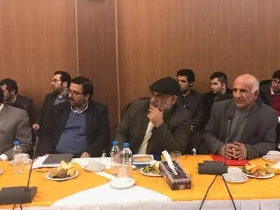 برخی مدیران میانی، احزاب را سر کار گذاشتند/مراقب پست‌دزد‌ها باشیم