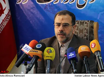 تعامل فرمانداران با نمایندگان حس جانبداری منتقل نکند