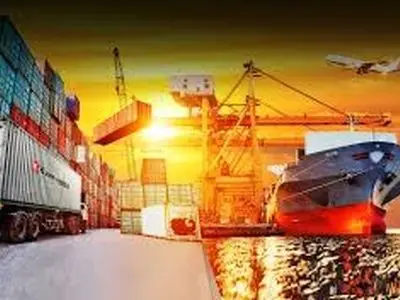 صادرات 140 هزار تن کالا از گمرکات استان مرکزی در فروردین 1405