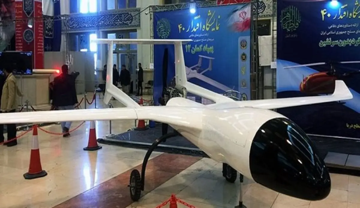 ایران تفتتح خط انتاج طائرة 'کمان -12' المسیرة