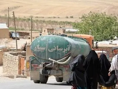 آبرسانی با تانکر به 200 روستای استان مرکزی به دلیل تنش آبی 
