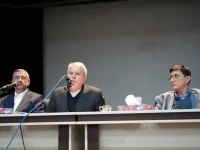 شرایط دشوار امروز ناشی از فشار تحریم‌ها، تحمیل هزینه‌های دفاعی و پیامدهای جنگ است