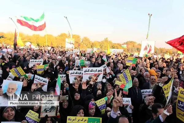 تجمع و حمایت مردم اصفهان در دفاع از مردم غزه