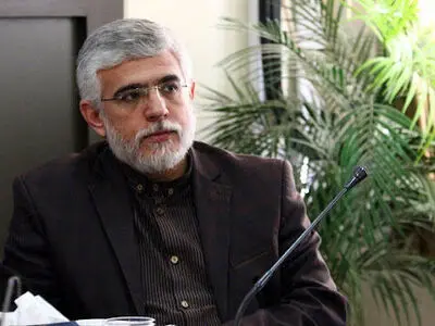 توسعه کشت گلخانه ای بهره وری کشاورزی را ارتقا می دهد
