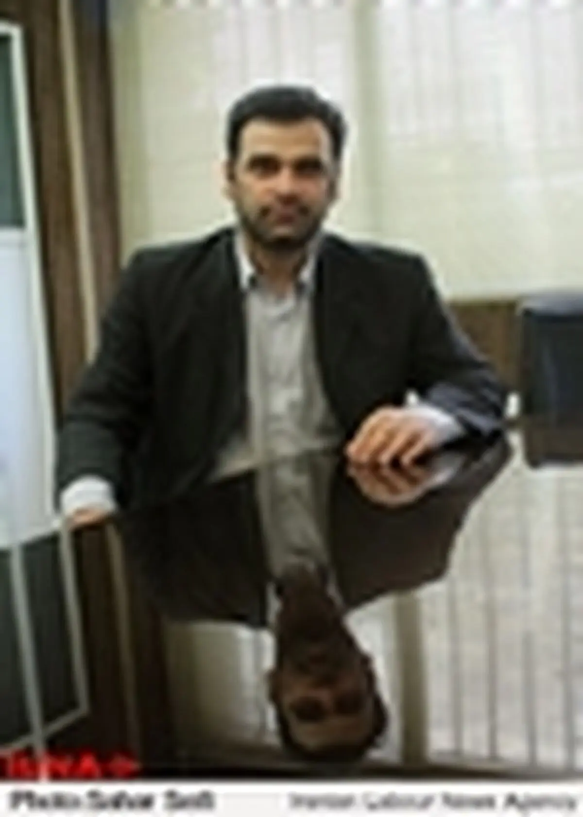 مزد کارگران را نباید با آزمون و خطا به خطر انداخت