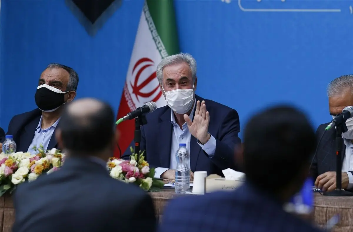 باید به بخش خصوصی آزادی عمل بیشتری داده شود