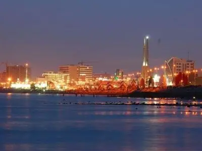 جاهای دیدنی بندرعباس در شب